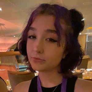 Meet your Posher, Alanis